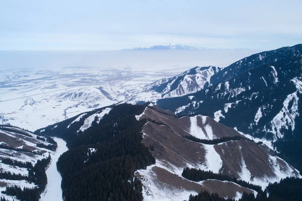 Widok Lotu Ptaka Narty Alpejskie Snowboardowe Górach — Zdjęcie stockowe