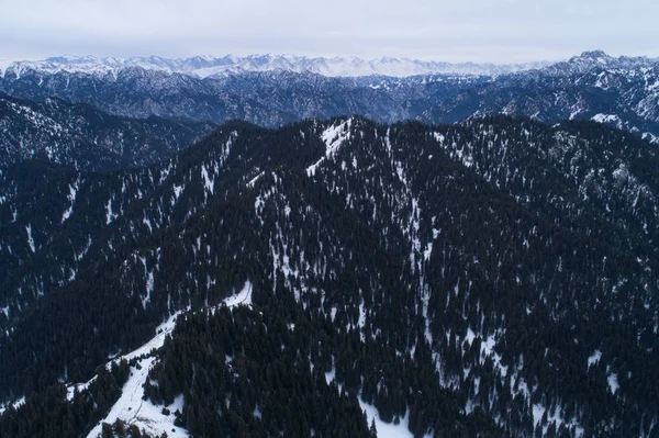 Luchtfoto Van Alpine Skiën Snowboarden Piste Bergen — Stockfoto