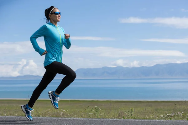 Sporty Young Asian Ultramarathon Runner Running Road — Stock Photo, Image