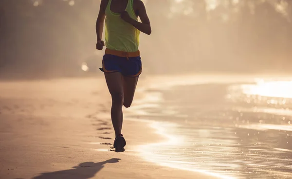 Fitness Female Runner Running Sunrise Beach — Stock Photo, Image