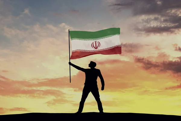 Męska Sylwetka Machająca Irańską Flagą Renderowanie — Zdjęcie stockowe