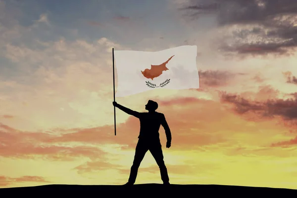실루엣 키프로스 국기를 흔들고 렌더링 — 스톡 사진