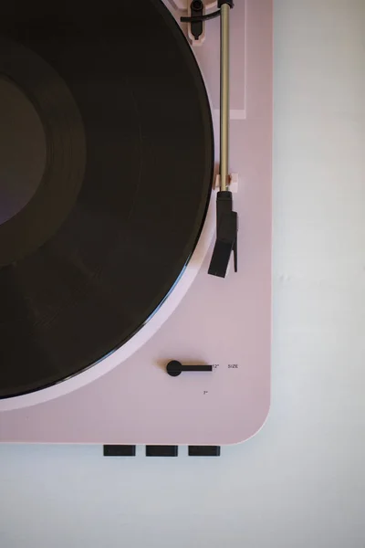 Vintage music record player with a vinyl record — Stock Photo, Image