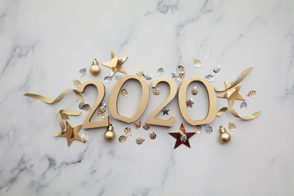 Nuovo anno 2020 partito oro decorazione celebrazione sfondo . — Foto Stock