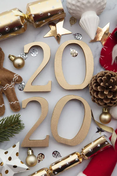 행복 한 신년 2020 년 플랫 배치 축제 배경 구성 — 스톡 사진