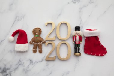 Yeni yıl 2020 düz arkaplan mermer üzerine kuruludur