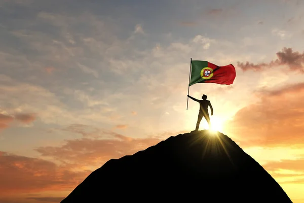 Bendera Portugal dikibarkan di puncak sebuah puncak gunung. Perenderan 3D — Stok Foto