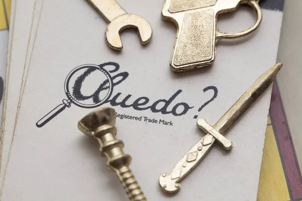 LONDON, UK - January 28th 2020: Cluedo murder mystery boardgame pieces made by waddingtons — Stock Photo, Image