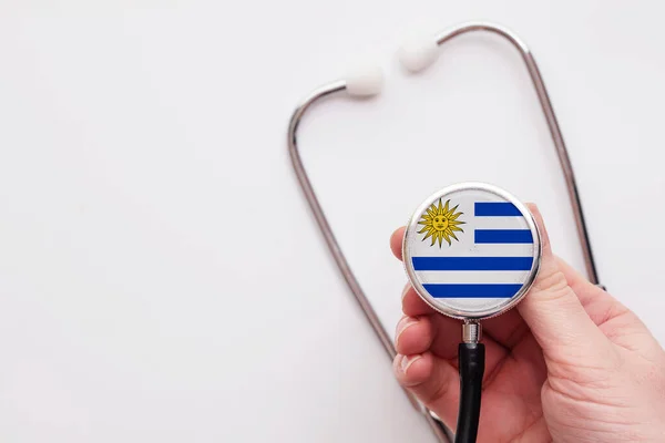 Uruguay gezondheidszorg concept. Dokter met een medische stethoscoop. — Stockfoto