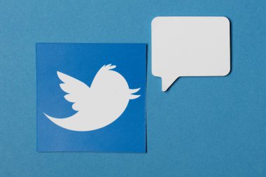 OXFORD, İngiltere - JAN 7 2017: Boş konuşma balonlu Twitter sosyal ağ logosu