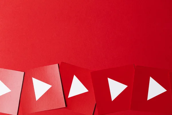 OXFORD, Reino Unido - JAN 13 2017: logotipo do serviço de vídeo do Youtube impresso em papel — Fotografia de Stock