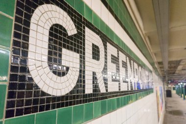 New York 'taki Greenpoint Bulvarı metro istasyonu tabelası