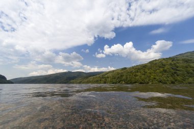 Romanya 'nın doğasında Lacul β ana Marului Gölü.