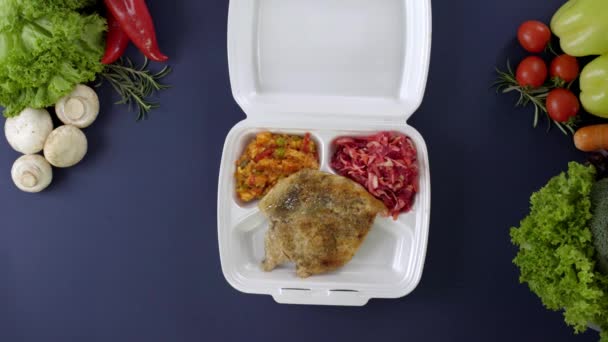 Packing Takeaway Food Styrofoam Box Fresh Delivery Pack Meal Chicken — Stock Video