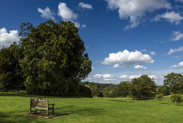 Wooden Bench Great Tew Oxfordshire Cotswolds England — Stock Photo, Image