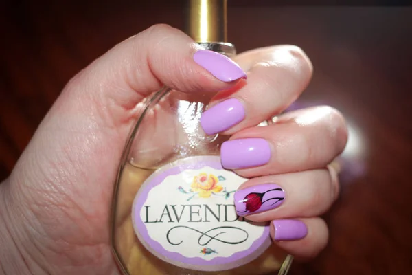 Lavender water, lavender nails