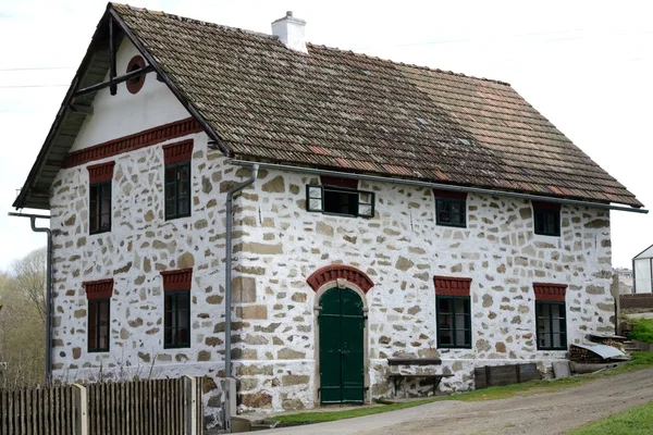 Altes Landhaus — Stockfoto