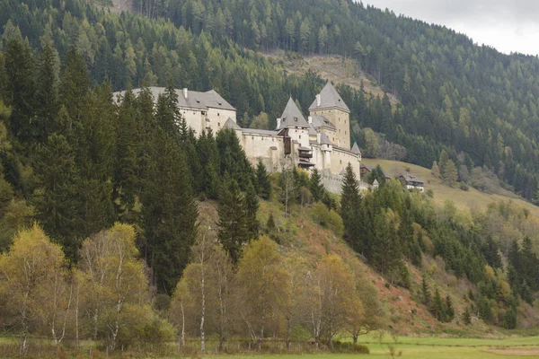 Mittelalterliche Burg Moosham - Österreich — Stockfoto