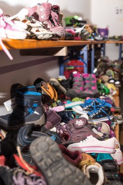 Giyim bit pazarı sunuyor