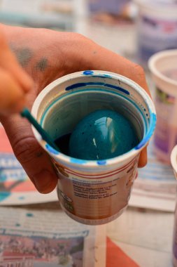 Paskalya yumurtaları renkli