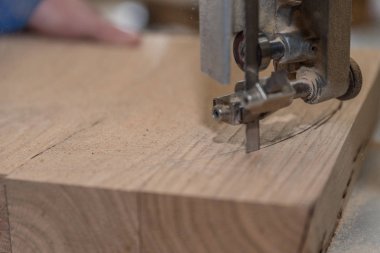 Working with band saw