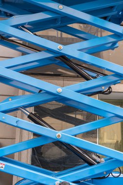 İstikrarlı bir nakliye aracı olarak kaldırın