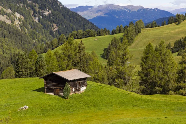 A mountain Refuge — Stock Photo, Image