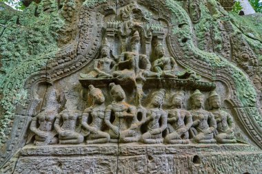 Ağaçlar tapınağın kalıntıları üzerine Ta Prohm, Angkor Wat kompleksi, Angkor Wat Arkeoloji Parkı Siem Reap, Kamboçya Unesco Dünya Mirası'tapınakta kaldırdı.