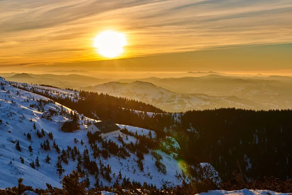 シーフラウ山脈国立公園からの空中景観冬の日没 シーフラウ山脈の日没 — ストック写真