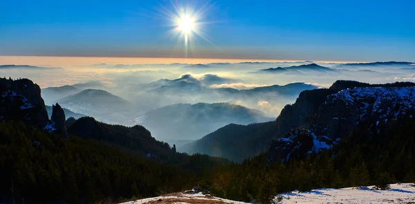 Veduta Aerea Del Paesaggio Dalle Montagne Ceahlu Parco Nazionale All — Foto Stock