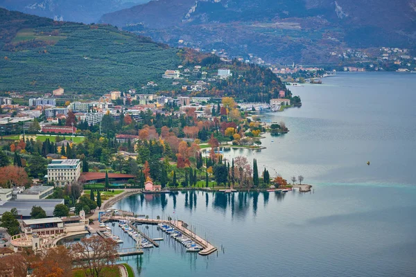 Vue Panoramique Sur Magnifique Lac Garde Riva Del Garda Ville — Photo