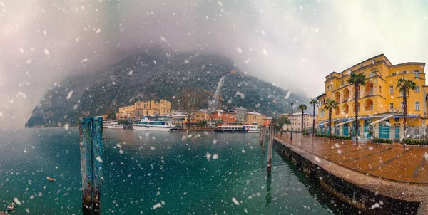 Blick Auf Den Wunderschönen Gardasee Italien — Stockfoto