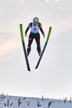 Rasnov, Romanya - 24-26 Ocak 2020: Park Guylim kayak atlamacısı Romanya 'nın Rasnov kentinde düzenlenen Bayanlar Fis Dünya Kayak Şampiyonasını kazanmak için yarışıyor