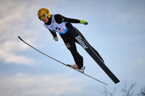 Rasnov Rumänien Januar 2020 Unbekannte Skispringer Wetteifern Den Sieg Beim — Stockfoto