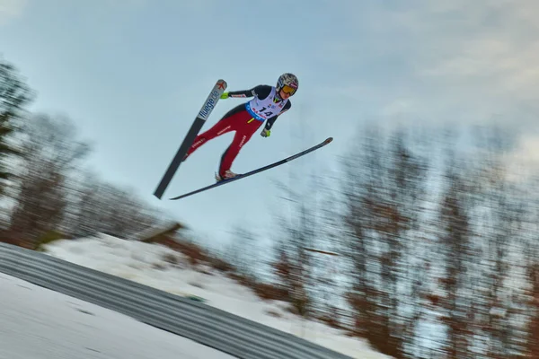 Rasnov Románia 2020 Január Ismeretlen Síugró Üstökösök Hogy Megnyerjék Női — Stock Fotó