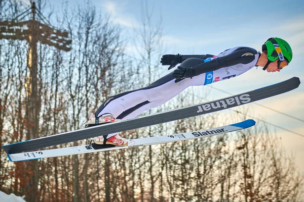 Rasnov Rumunsko Ledna 2020 Neznámé Skokanské Závody Lyžích Vítězství Závodě — Stock fotografie