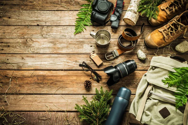 Camping eller äventyr resa natur koncept (platt lay) — Stockfoto