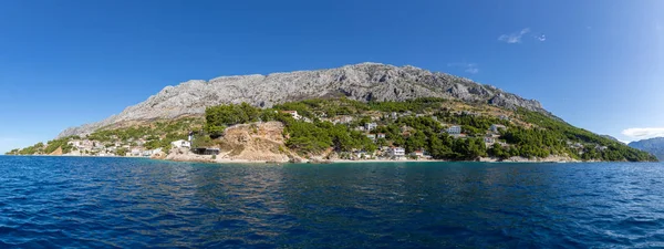 Deniz ve dağın panoramik manzarası, Mimouse