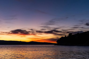 Sahilde güzel bir gün batımı