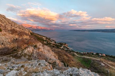 Dağın muhteşem manzarası, Dalmaçya, Hırvatistan