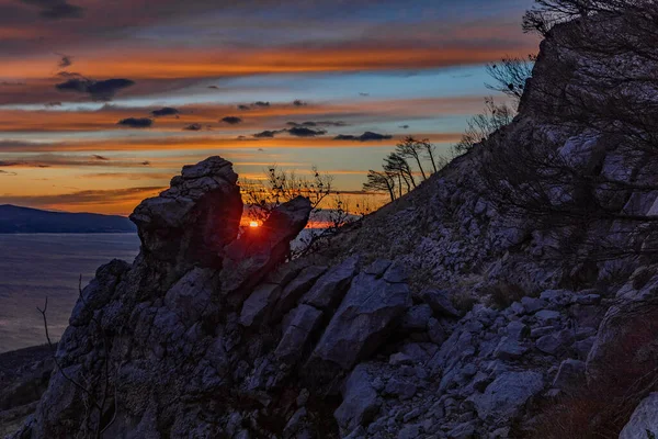 Dağdan gün batımı, Dalmaçya