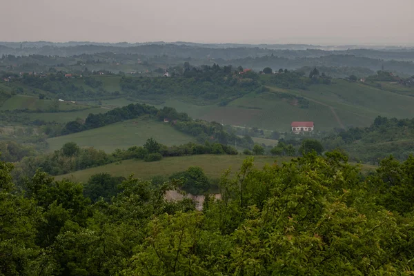 Ein Malerisches Dorf Auf Einem Hügel Kroatien Europa — Stockfoto