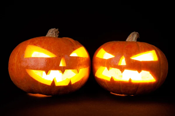 Halloween abóboras sorriso e olhos assustadores para a noite de festa — Fotografia de Stock