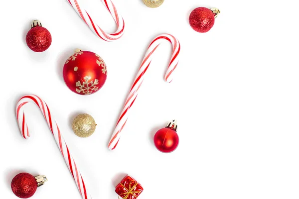 Caramelos y bolas de Navidad —  Fotos de Stock