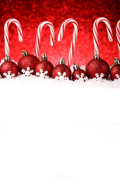 Sváteční červené a bílé máta peprná cukrové hůlky — Stock fotografie