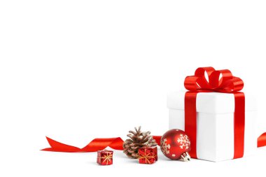 kırmızı topları fiyonklu Noel hediye