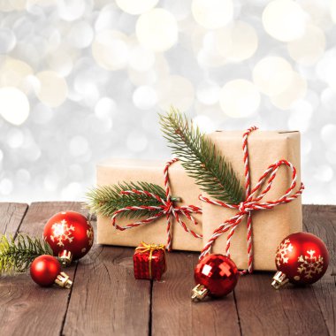 Noel vintage hediye beyaz izole