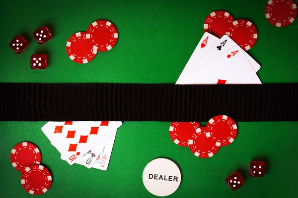 Un concepto Imagen de una mesa de poker — Foto de Stock