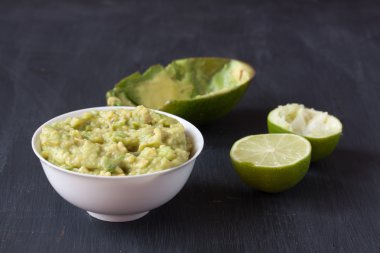 Guacamole, avokado sos