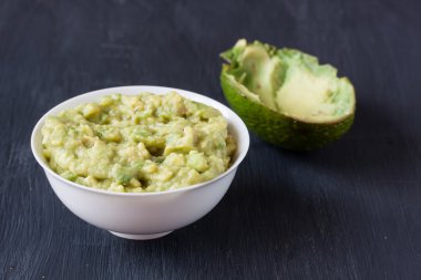 Guacamole, avokado sos